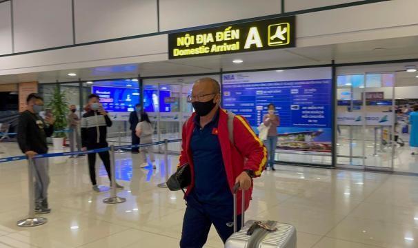 ​越南今晚返回河内 朴恒绪：不惜一切拿下中国队！