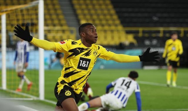 华体会官网-【德甲】布兰特远射穆科科替补建功 多特2比0赫塔