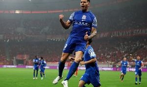 鹿死谁手？申花中超对阵泰山三连胜，泰山联赛近4场全胜&amp;轰14球