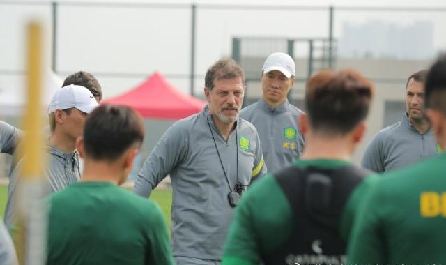 京媒：巴坎布比埃拉将回国 傲骨和费尔南多仍等待