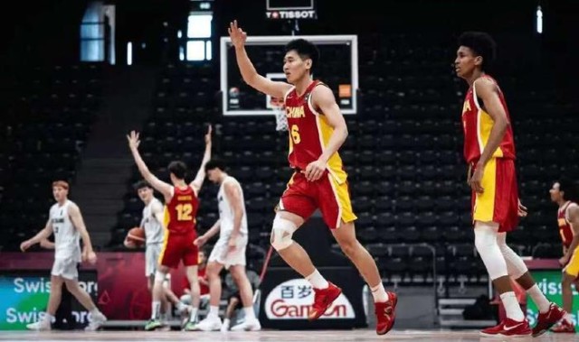 广东名帅难逃下课命运，浙江稠州官宣新外援，四川总经理遭解职