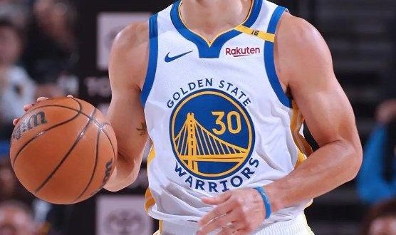 华体会登入-如果没有詹姆斯,库里也算是统治了一个时代